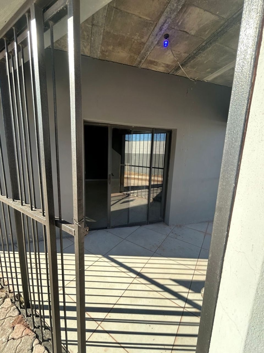 To Let commercial Property for Rent in Vredenburg Western Cape